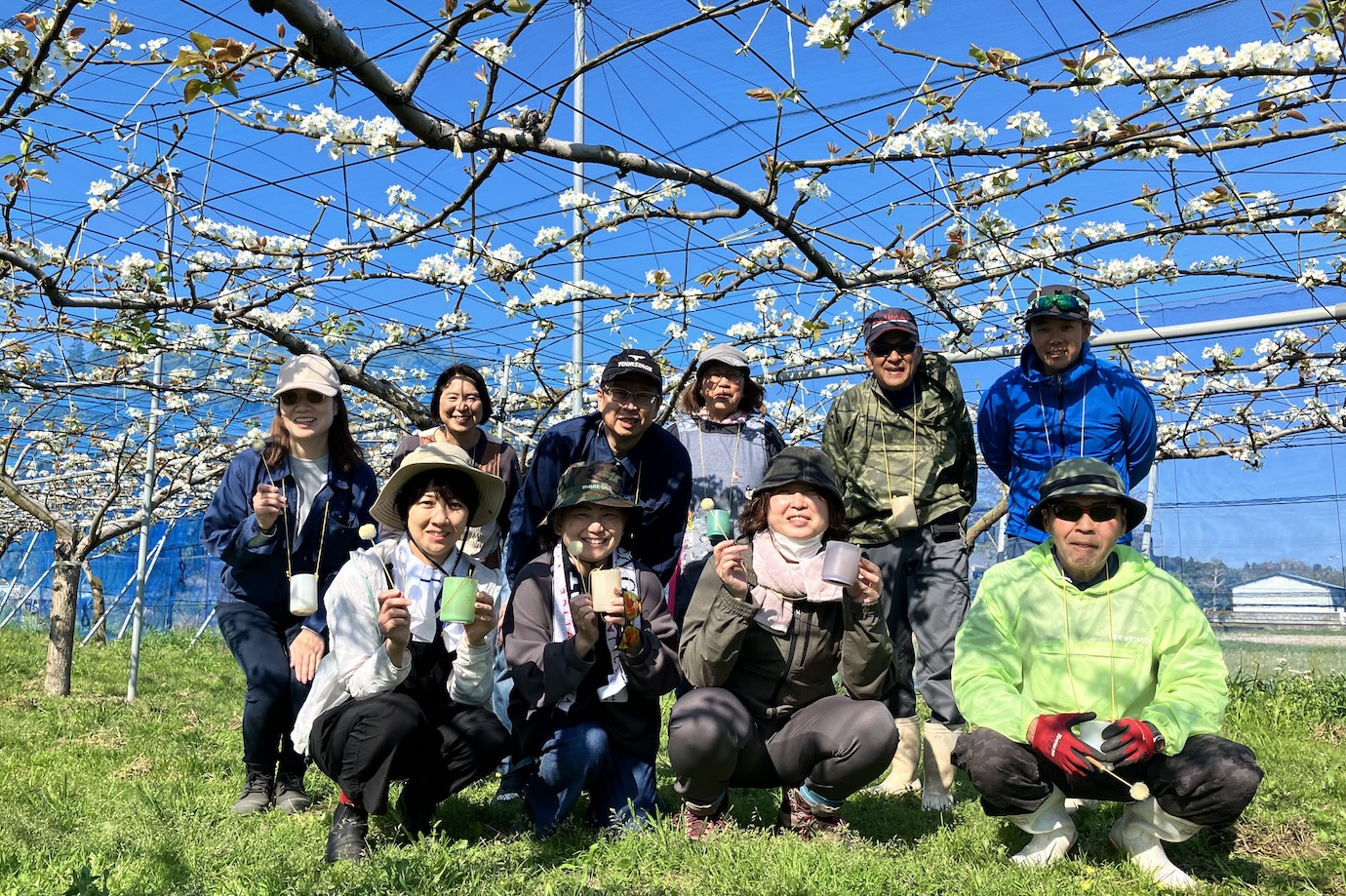 【千葉県 いすみ市】梨の花の “受粉作業” をお手伝いしながら1泊2日のリトリート！
